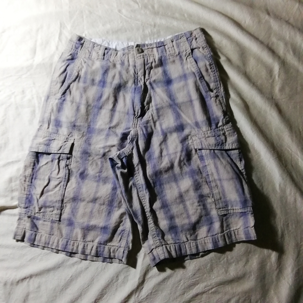 OTB cargo shorts size 16